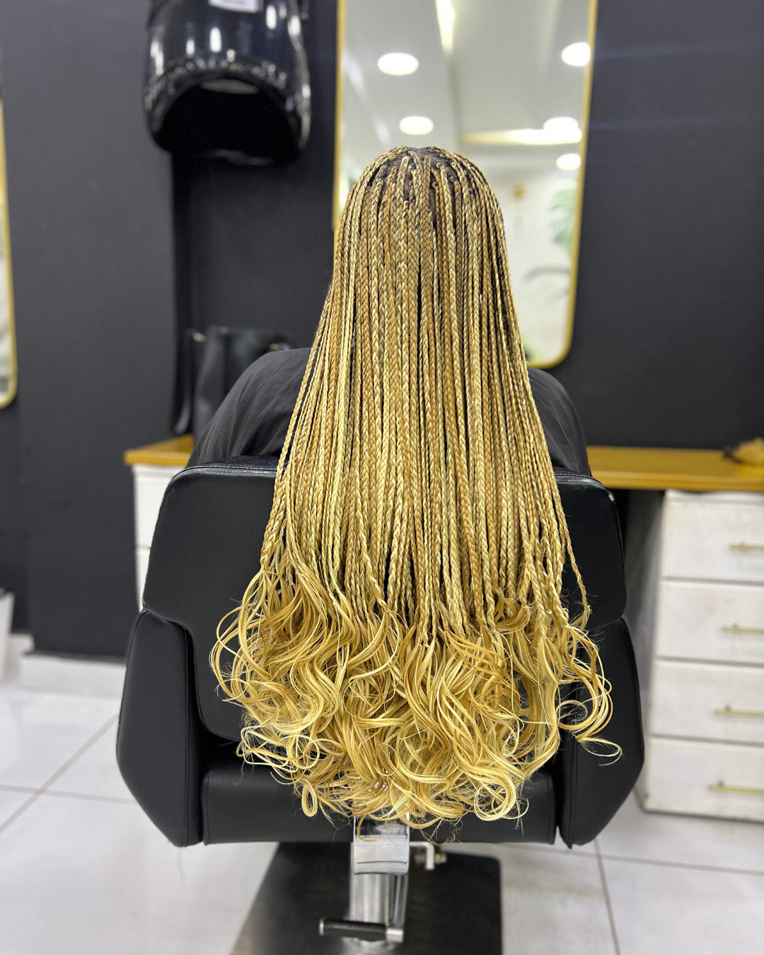 Silky Wavy Braids - Platinum blonde (27/613)