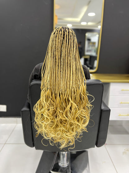 Silky Wavy Braids - Platinum (613)